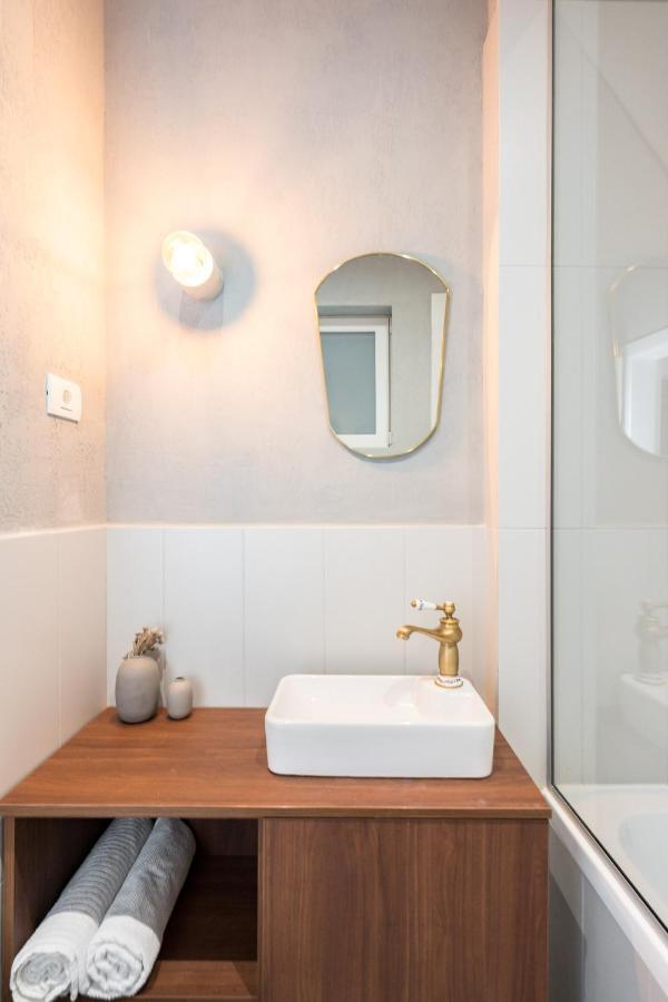 Crystal 3Bdr Apartment In Center Bukarest Exterior foto