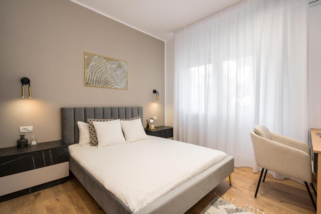 Crystal 3Bdr Apartment In Center Bukarest Exterior foto