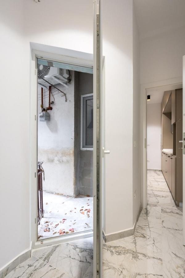 Crystal 3Bdr Apartment In Center Bukarest Exterior foto